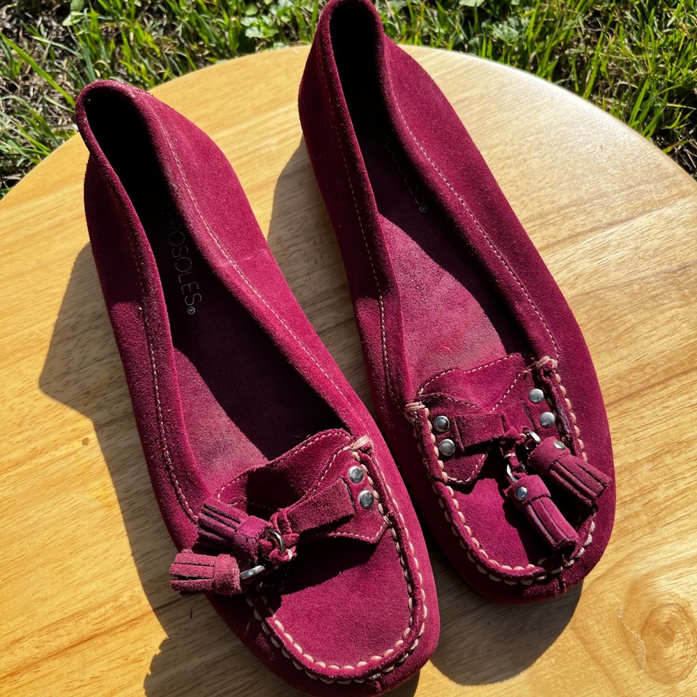 AEROSOLES 5pair Women’s Sz 7 Flats - White, Silver, Burgundy, Olive, Yellow - Picture 6 of 12